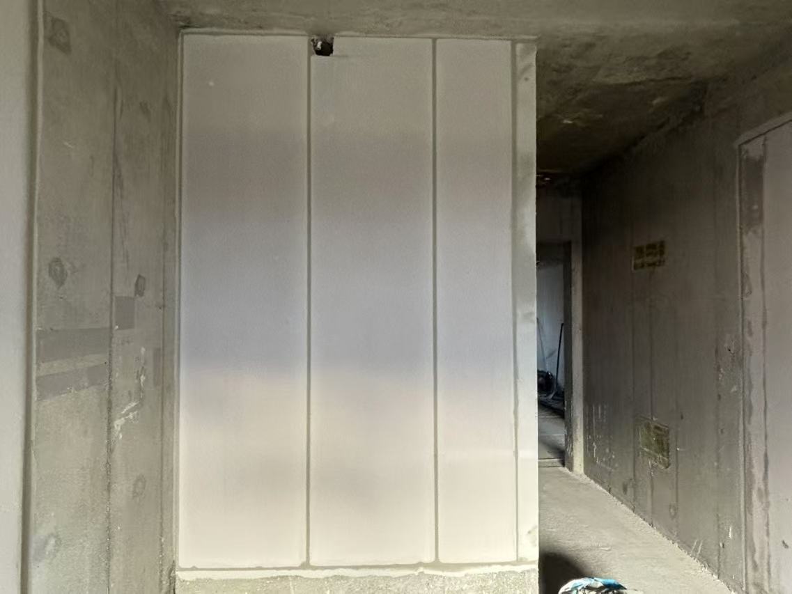 alc輕質隔墻板墻灰的粘合性好嗎？